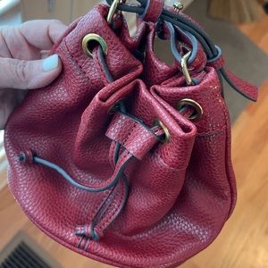 Crossbody-Dark Red, cinch style top